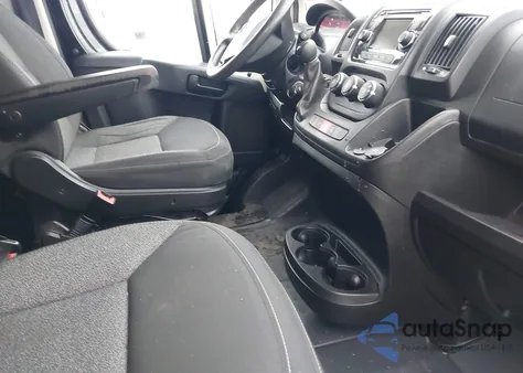 2015 Ram Promaster 2500 High Roof z USA, uszkodzony, nr VIN 3C6TRVDG1FE512803